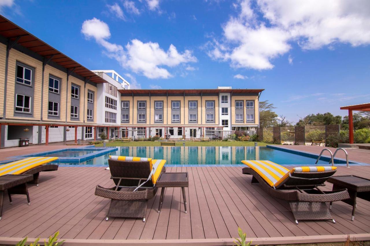 Eseriani The Resort 奈瓦沙 外观 照片